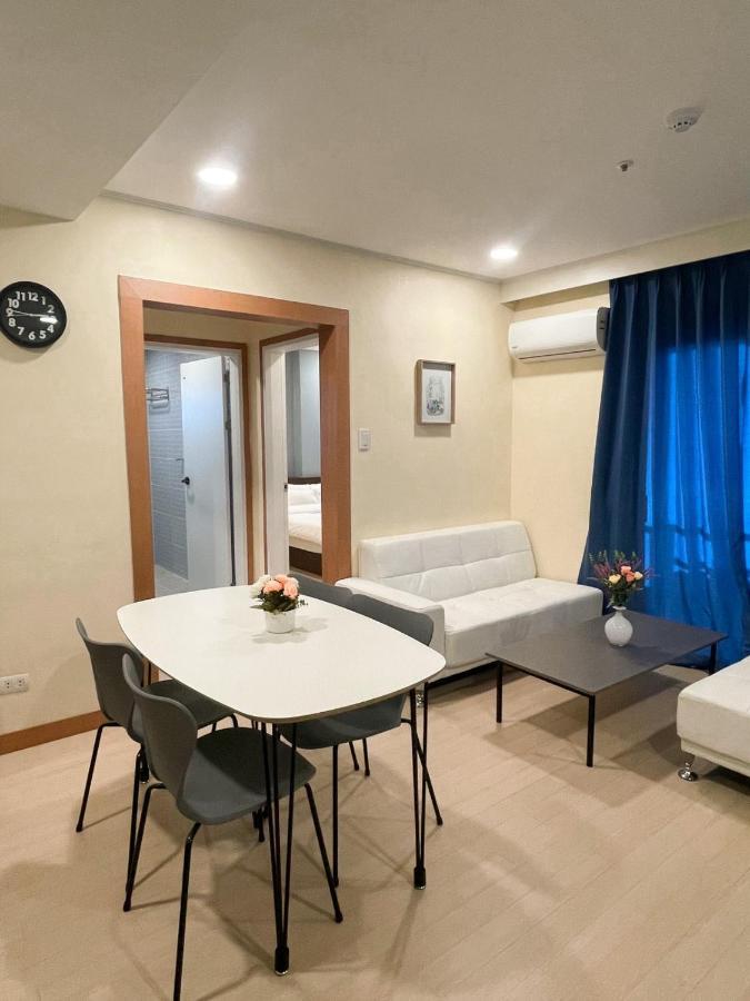On Hotel Friendship Анхелес Экстерьер фото