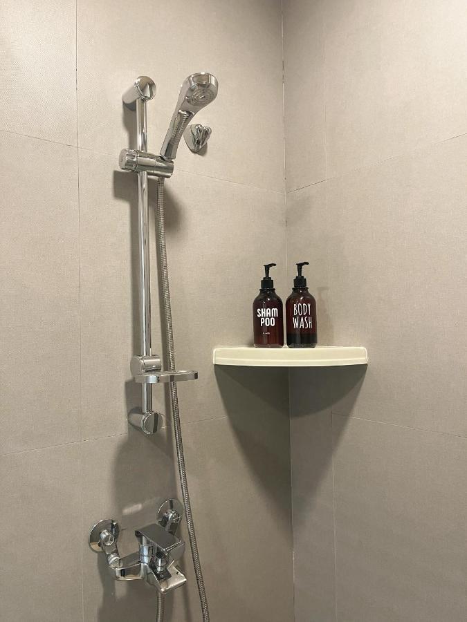 On Hotel Friendship Анхелес Экстерьер фото